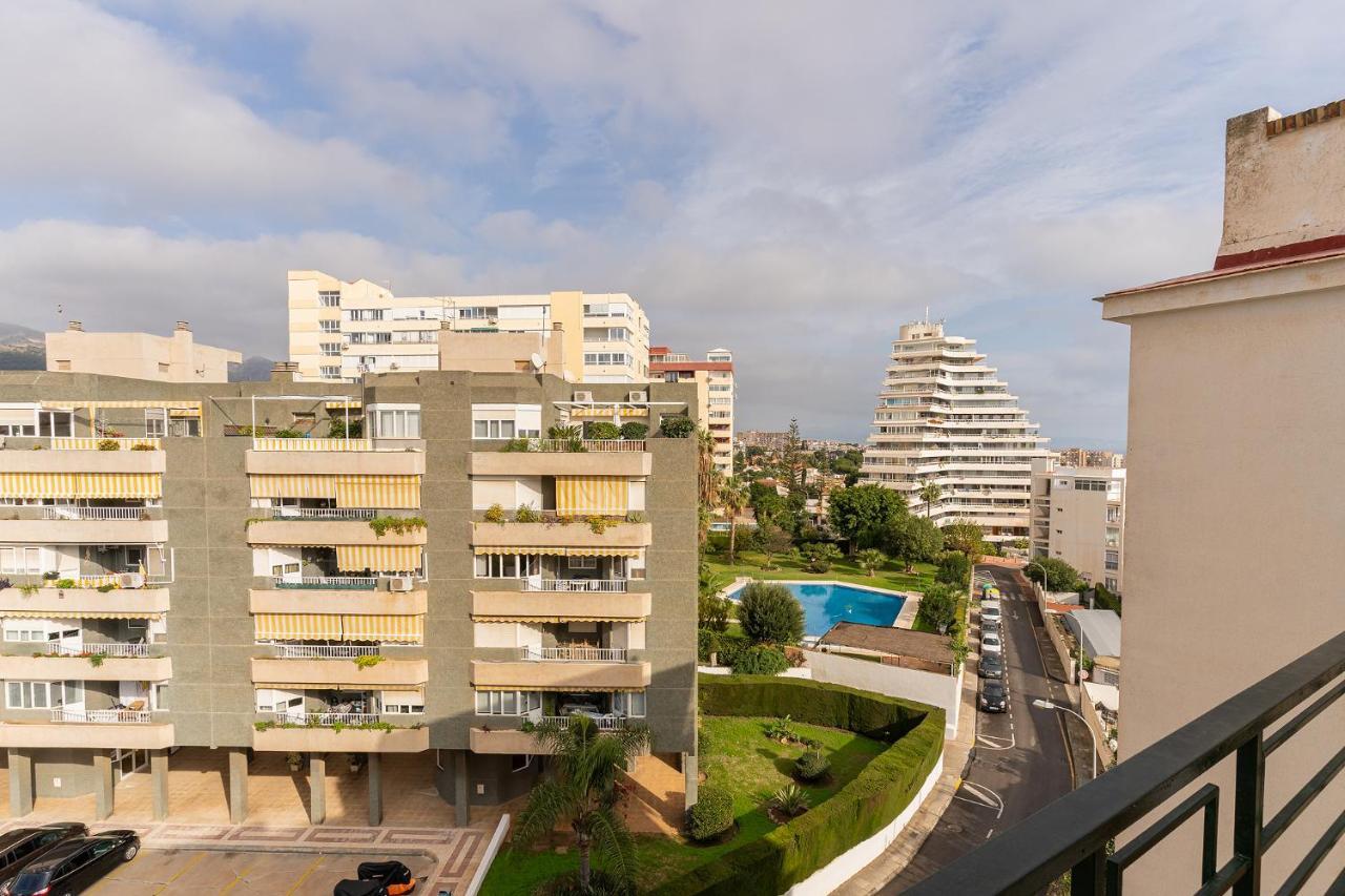 Blonzu Camerun Benalmadena Luaran gambar