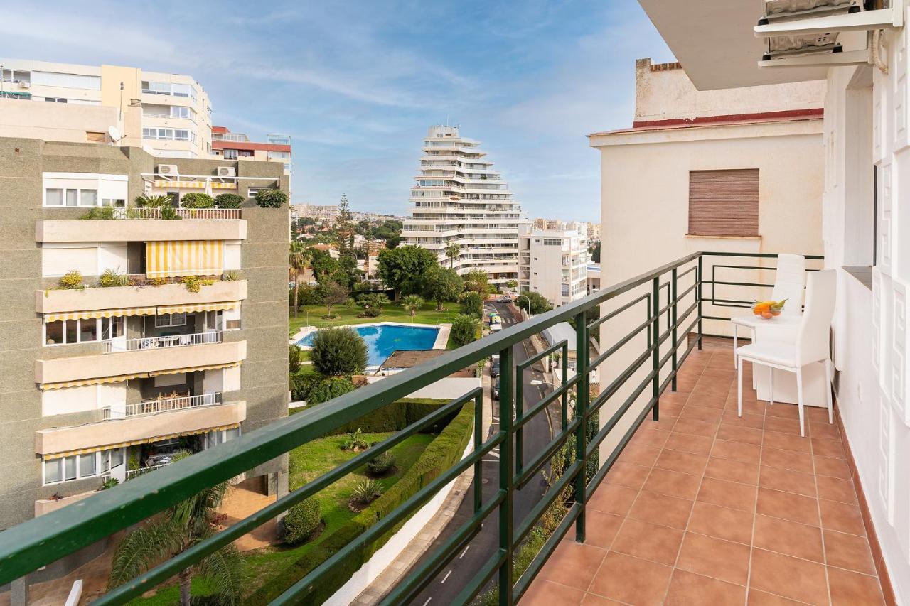 Blonzu Camerun Benalmadena Luaran gambar